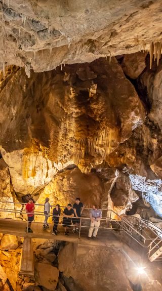 藍山珍羅蘭山洞（Jenolan Caves）